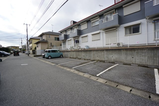 【駐車場】 | ピュアパレス