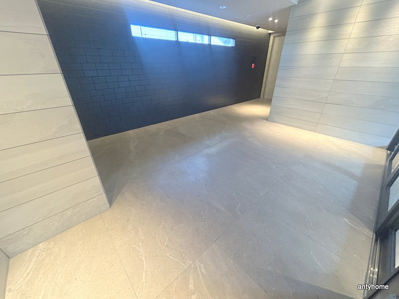 CREST TAPP新大阪　仲介手数料無料のロビー