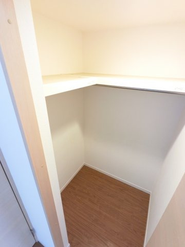 リブリ・アゼリアの収納