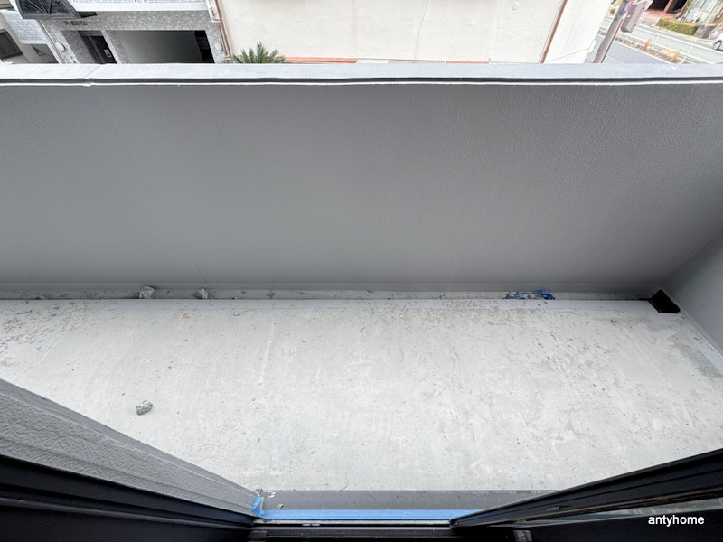 CREST TAPP新大阪　仲介手数料無料のバルコニー