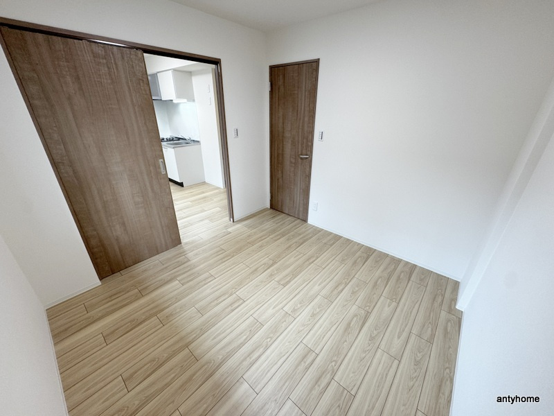 CREST TAPP新大阪　仲介手数料無料の寝室