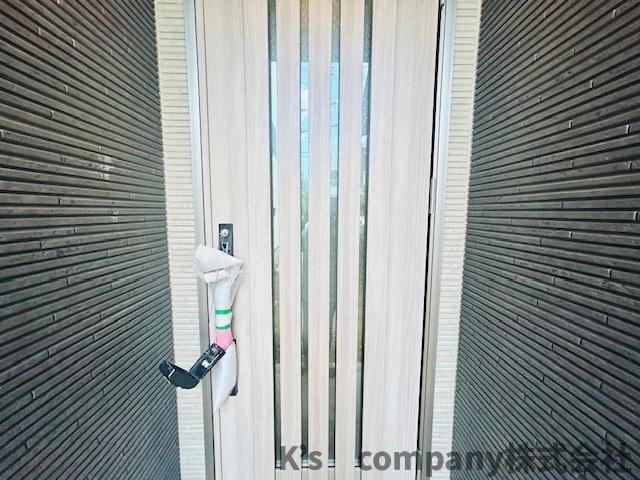 茅ヶ崎市円蔵2丁目　新築戸建　4号棟の玄関|外玄関☆