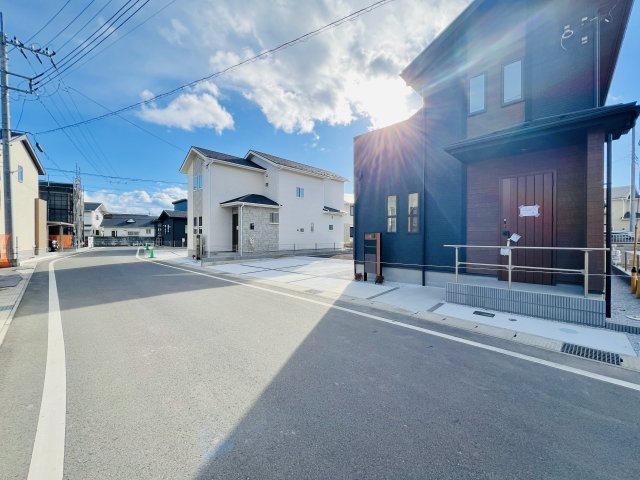 前橋市後家町の前面道路含む現地写真|前面道路6ｍで駐車が苦手な方にもおススメ♪