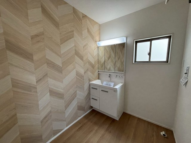 八幡西区平尾町1期の独立洗面台