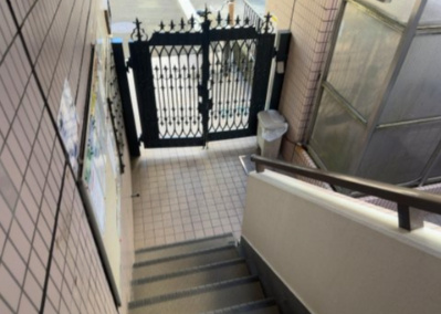 【内装】 | スカイコート矢部第２ | 共用部分は、一棟の建物に住む区分所有者全員が共同で所有するとし、共用部分の管理、補修などは、区分所有者で形成される管理組合が行います。個人の判断で勝手に変更することはできませんので覚えておきましょう。