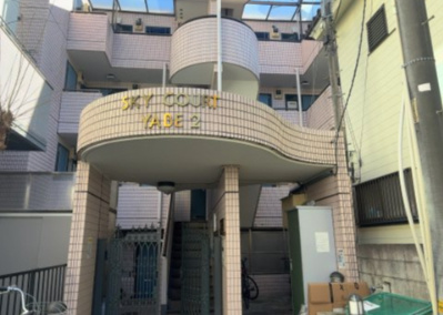 【駐輪場】 | スカイコート矢部第２ | マンションの駐輪場は、事前に空きがあるか確認を取ると安心です。せっかく入居したのに駐輪スペースがない！なんてことになったら大変ですよね。そこで、内見時や購入前にはまず事前に確認しておくと良いでしょう。