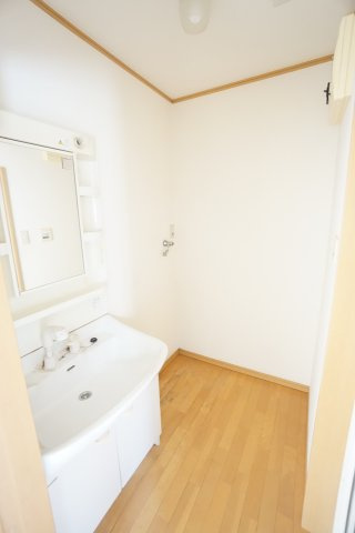 【洗面所】 | RHB御成台　D | ※同物件・同タイプの写真です
