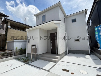 【外観】 | 神戸市西区玉津町新方　新築戸建1号棟　仲介手数料無料！ | きれいな外観です