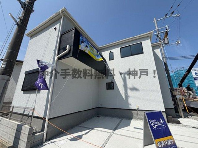 【外観】 | 神戸市西区玉津町新方　新築戸建4号棟　仲介手数料無料！ | 外観もきれいです