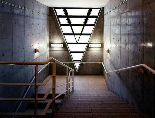 本町２　戸建の内装|東京メトロ丸ノ内線「中野新橋」駅徒歩8分
東京メトロ丸ノ内線、都営大江戸線「中野坂上」駅徒歩9分
都営大江戸線「西新宿五丁目」駅徒歩11分