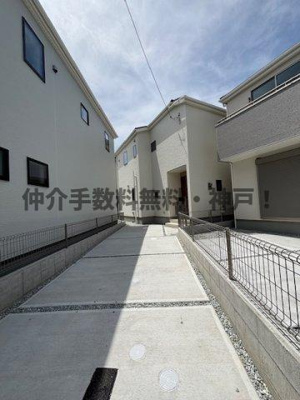 【駐車場】 | 神戸市西区玉津町新方　新築戸建5号棟　仲介手数料無料！ | 西区玉津町新方　新築5号棟　仲介手数料無料！