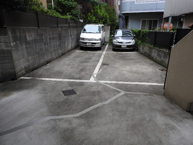 ＶＯＧＵＥ元住吉【ヴォーグ元住吉】の駐車場