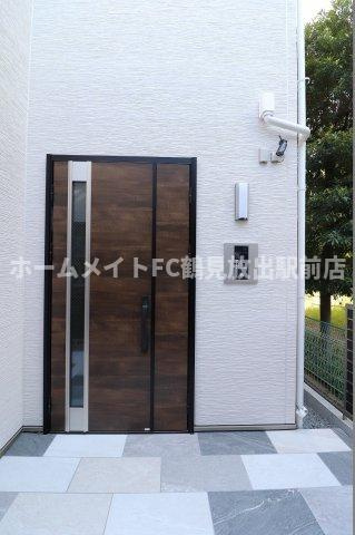 大阪市鶴見区諸口１丁目のアパートのエントランス