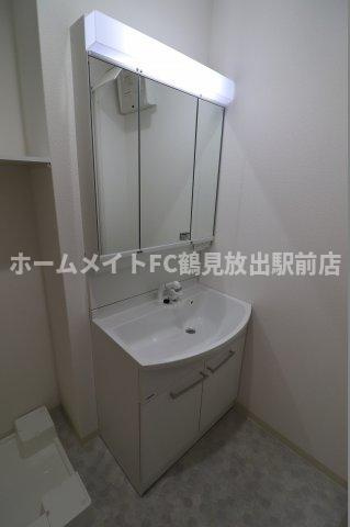 大阪市鶴見区諸口１丁目のアパートの独立洗面台