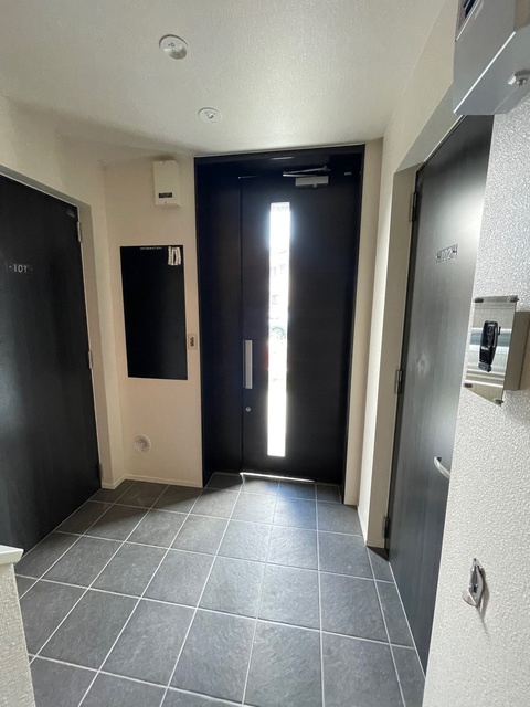 ＴＵＲＢＡＮ ＳＨＥＬＬのロビー