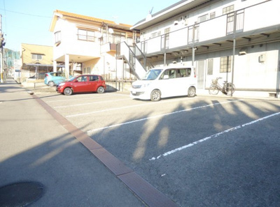 【駐車場】 | ビーライン日吉台A棟