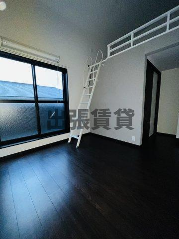 仲介手数料０円！エリュートの居間・リビング