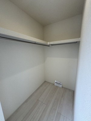 【収納】 | リーブルガーデン．Ｓ　深谷小前田第４　 | 10号棟現地２F洋室ＷＩＣ（2025年04月15日）撮影