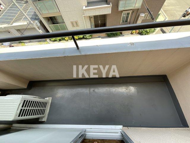 ハイツ南ながらのバルコニー