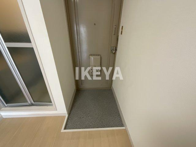 ハイツ南ながらの玄関