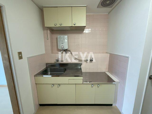 ハイツ南ながらのキッチン