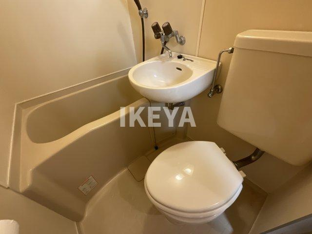 新納ビルのトイレ