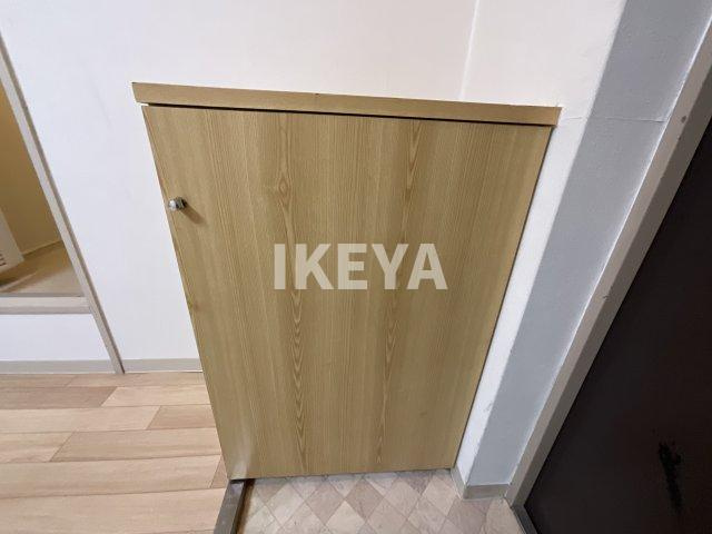 新納ビルの収納