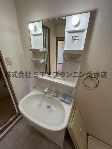 仲介手数料０円！サンステージ滝ノ水の独立洗面台