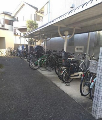 【その他共用部分】 | ピエタテール富士見 | 敷地内に自転車置き場があります(^^)/