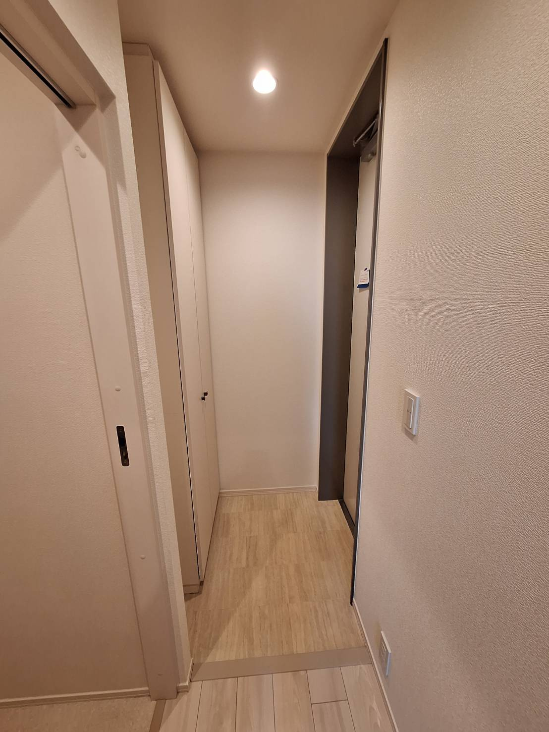 メゾンＹの玄関