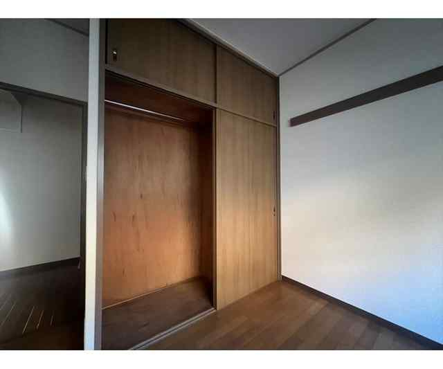 川崎市麻生区千代ケ丘５丁目の賃貸マンションの収納