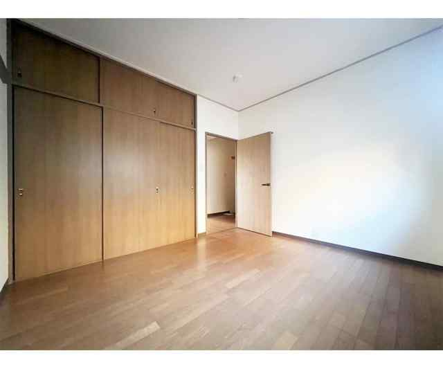 川崎市麻生区千代ケ丘５丁目の賃貸マンションの寝室