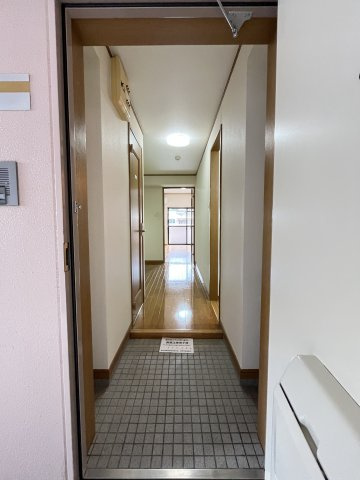 三記ぎおんの玄関