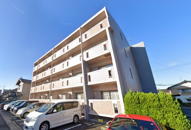 三記ぎおんの外観