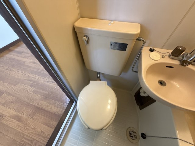 フジイビルのトイレ