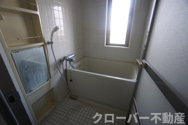 ツインタワー瀬戸大橋３１の浴室