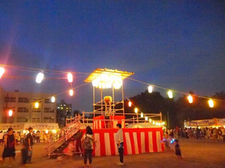 【周辺】 | 竹山団地内での盆踊り大会