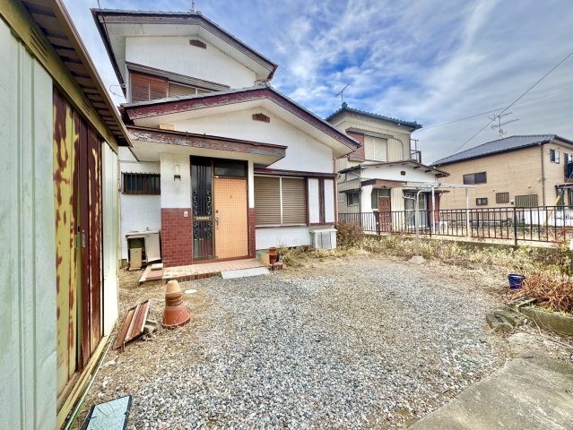 つくばみらい市谷井田中古戸建の駐車場