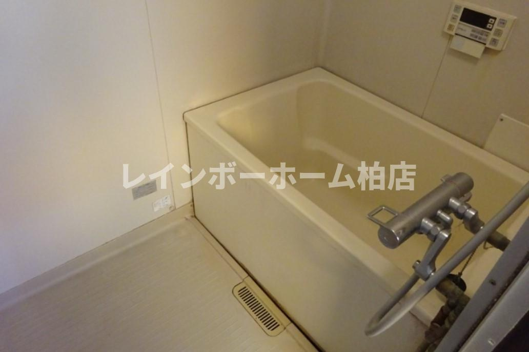 担当エリアのルームアドバイザーが直接対応いたしますの浴室|きれいなお風呂です