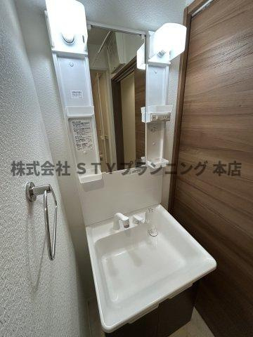 仲介手数料０円！セレクトヒルズの独立洗面台