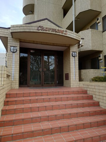 シャルマン２のエントランス