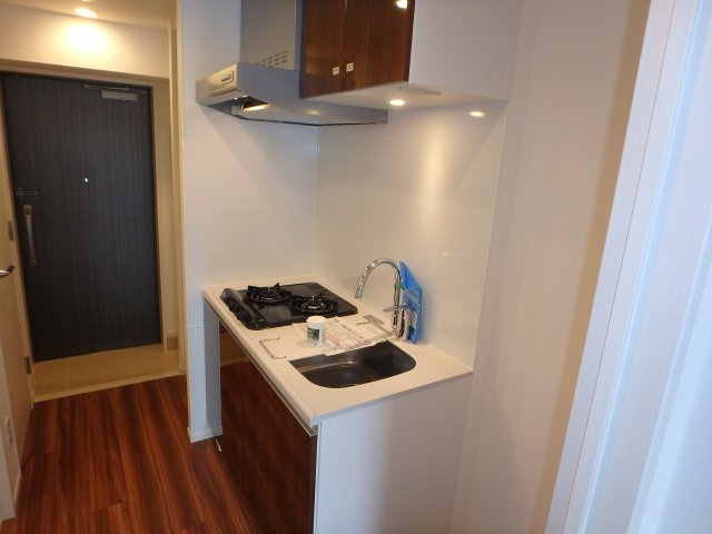 ハーモニーレジデンス武蔵小杉のキッチン|他のお部屋の参考写真となります。※509号室はオール電化のためIHコンロとなります。