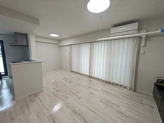 【居間・リビング】