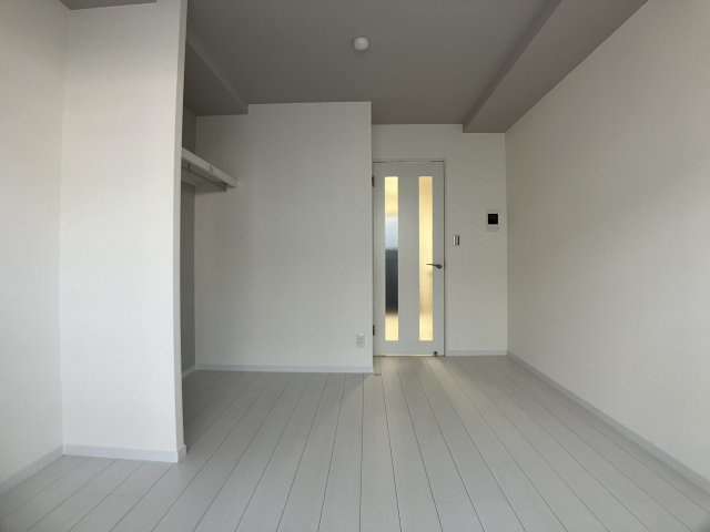 SKビル拾参番館の居間・リビング