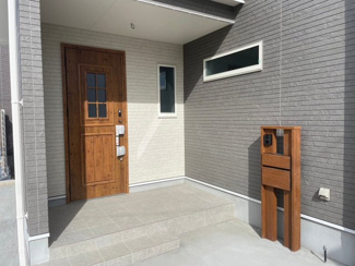 【エントランス】 | 即日のご見学も可能です。お気軽に0476-37-3888までお問合せ下さい。