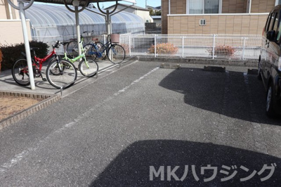 【駐車場】 | アンジュ | 駐車場も完備