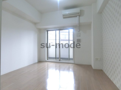 【洋室】 | SERENiTE千里丘