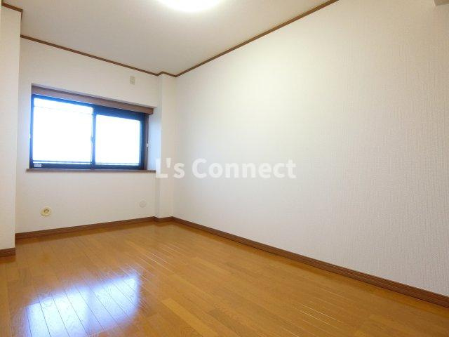 【内装】 | グランビュー八乙女中央 | オールフローリングの４ＬＤＫ。