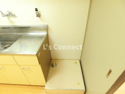 【設備】 | 佐々木ビル | 室内洗濯機置き場もあります。