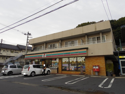 セブンイレブン川崎平店まで300m